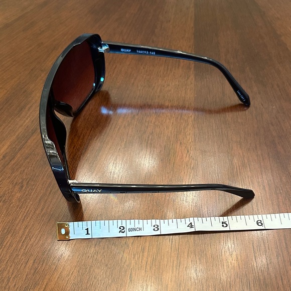 Aviator-Style Brown Gradient Sunglasses – Black Frame - Picture 3 of 7